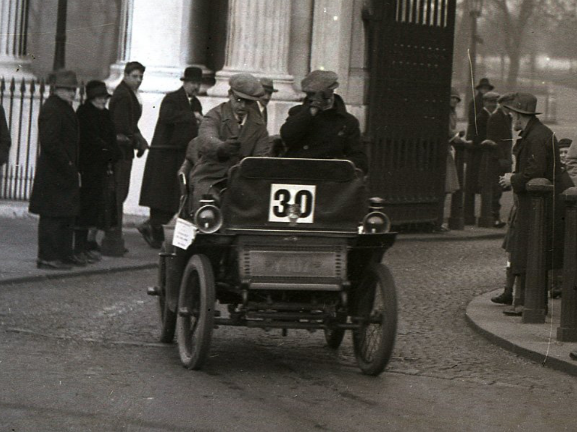 1928